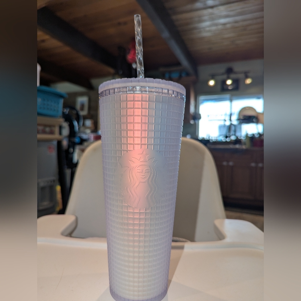 *PRICED TO SELL* Starbucks 24oz Holographic Textured Tumbler